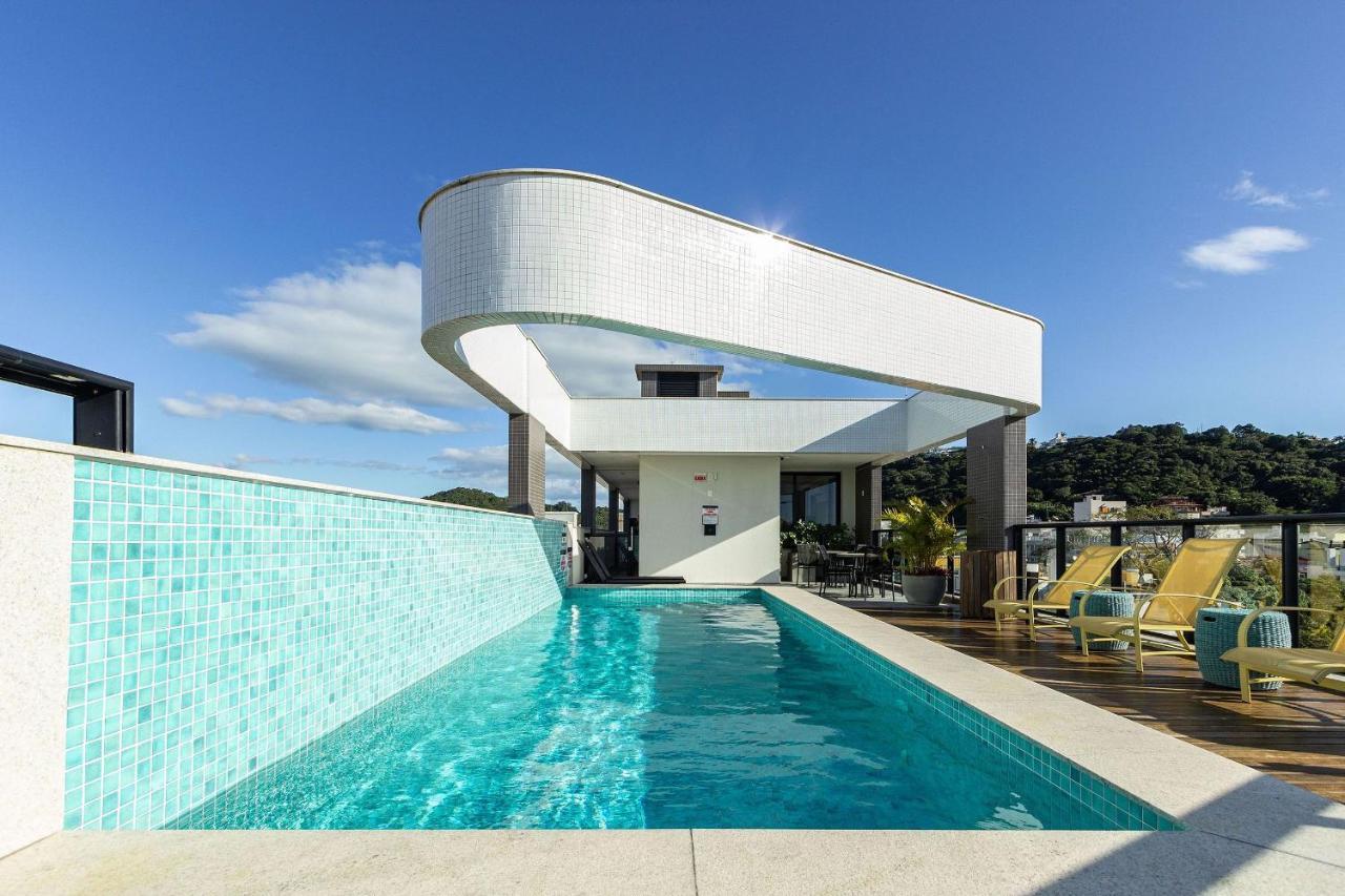 Aion Suites 302 - Lindo Apartamento Com Vista Para O Mar, A 60M Da Praia De Bombinhas, Com Piscina E Academia No Rooftop. 외부 사진